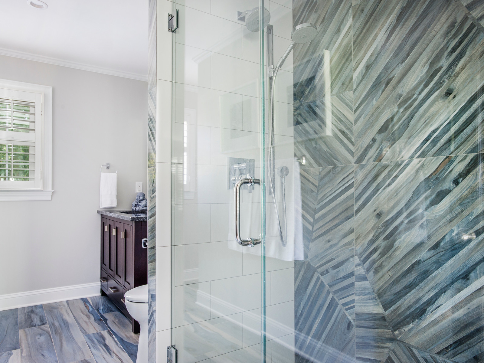 blue-gray-bathroom-design-jana-donohoe-designs