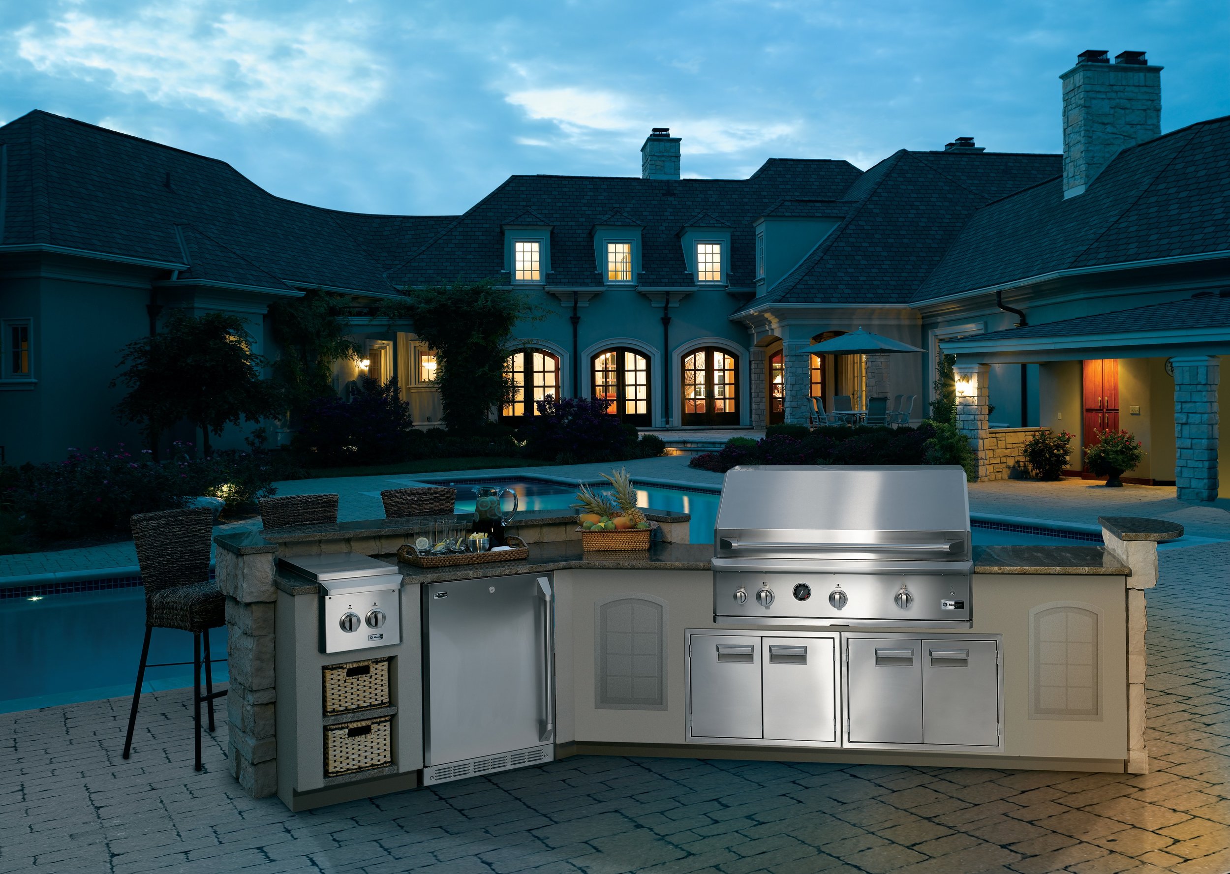 GE Monogram Outdoor Kitchen | Fayetteville, NC | Jana Donohoe Designs luxury interior designer