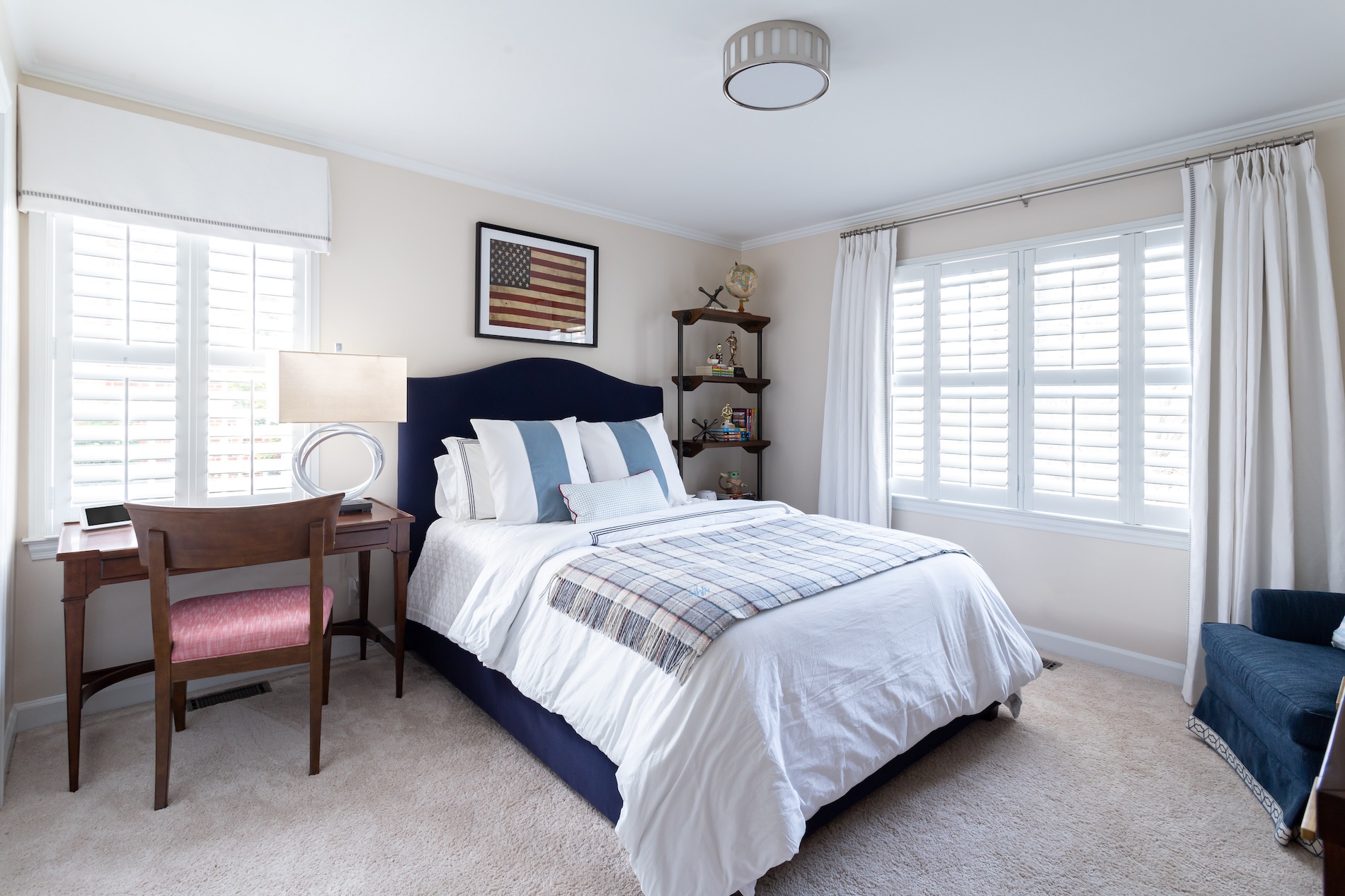 bedroom-interior-design-framed-american-flag